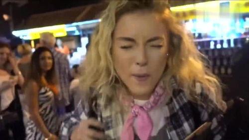 吃瓜网红女友小说,网红的甜蜜陷阱